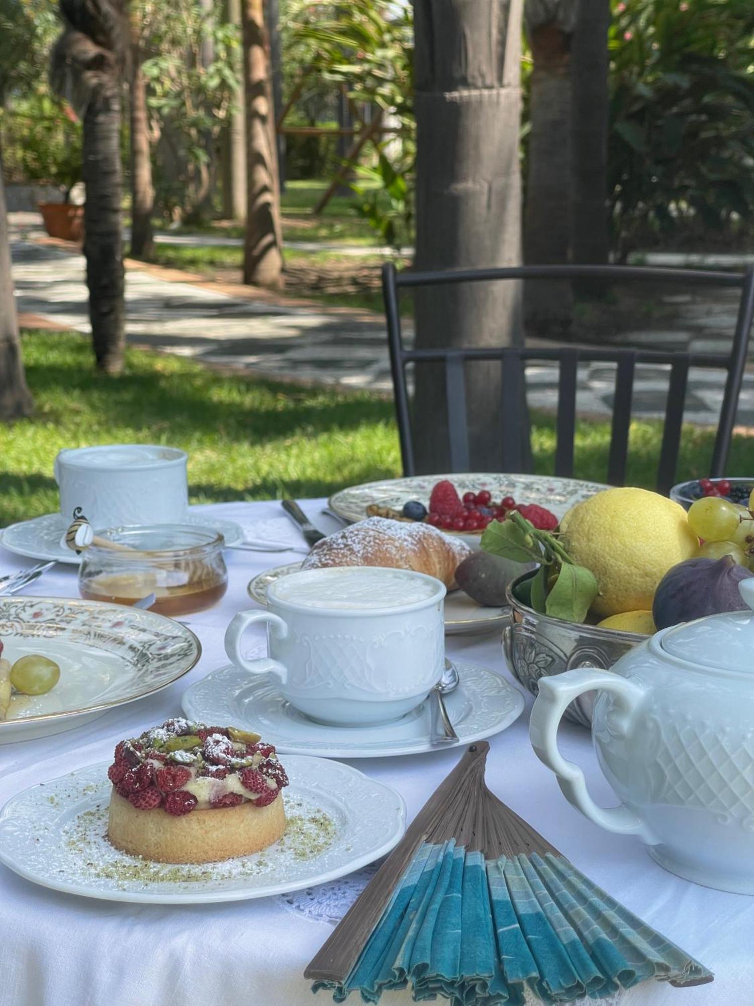 B&B La Villa 지아르디니낙소스 외부 사진
